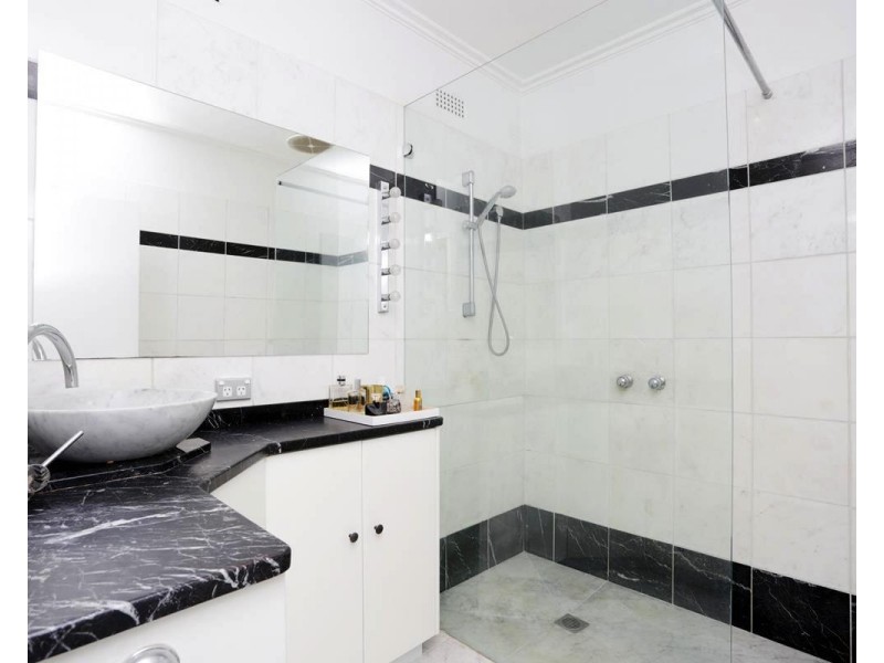 27 Pepperell Lane, Malvern East VIC 3145