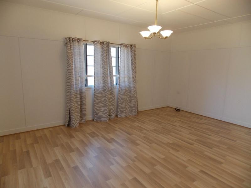 264 Henderson Road, Calvert QLD 4340