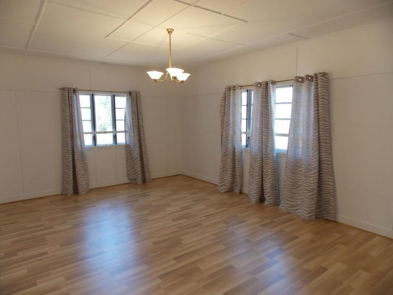 264 Henderson Road, Calvert QLD 4340