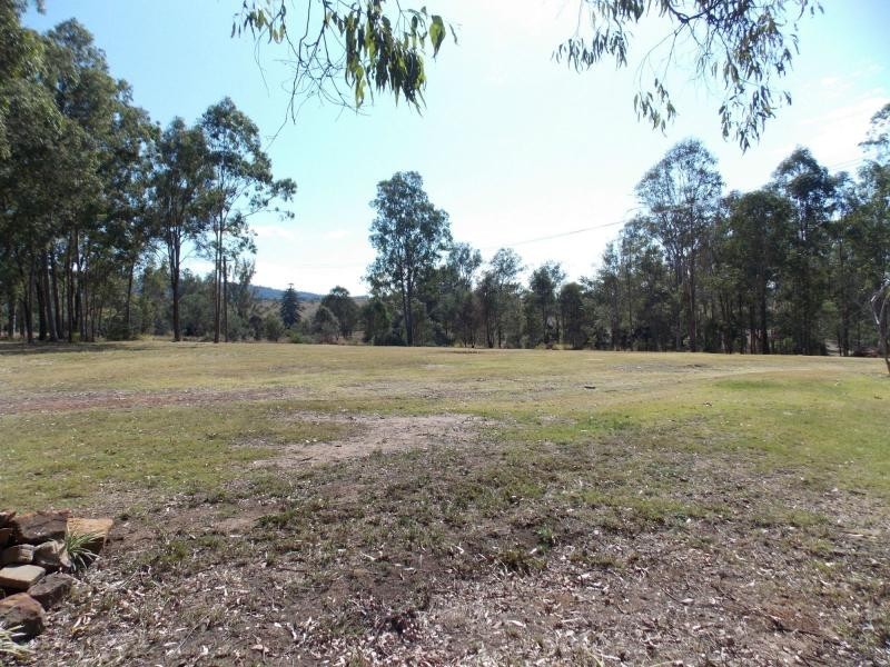 264 Henderson Road, Calvert QLD 4340