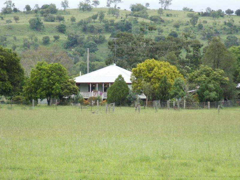 51 Long Gully Road, Summerholm QLD 4341