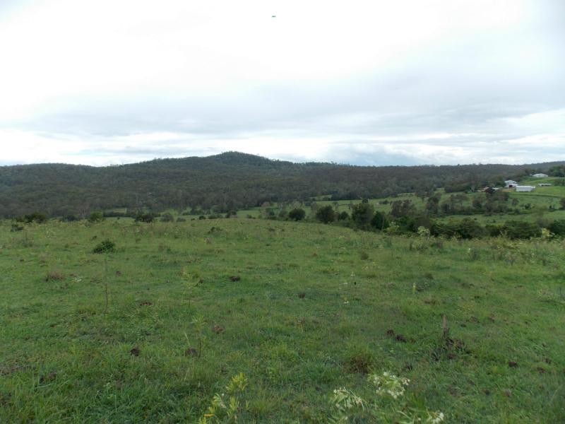 51 Long Gully Road, Summerholm QLD 4341