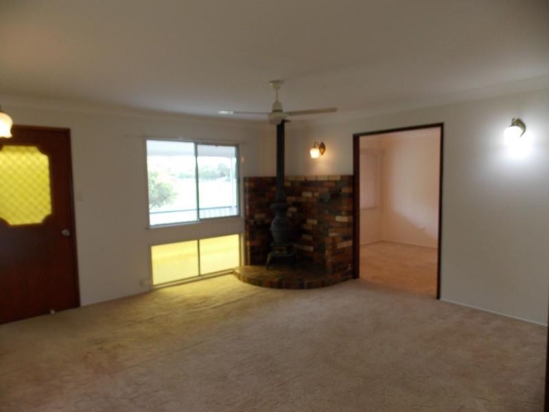 32 McCarthys Road, Thagoona QLD 4306