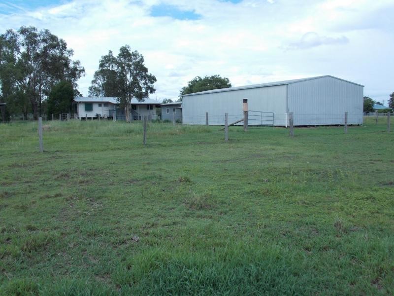 32 McCarthys Road, Thagoona QLD 4306