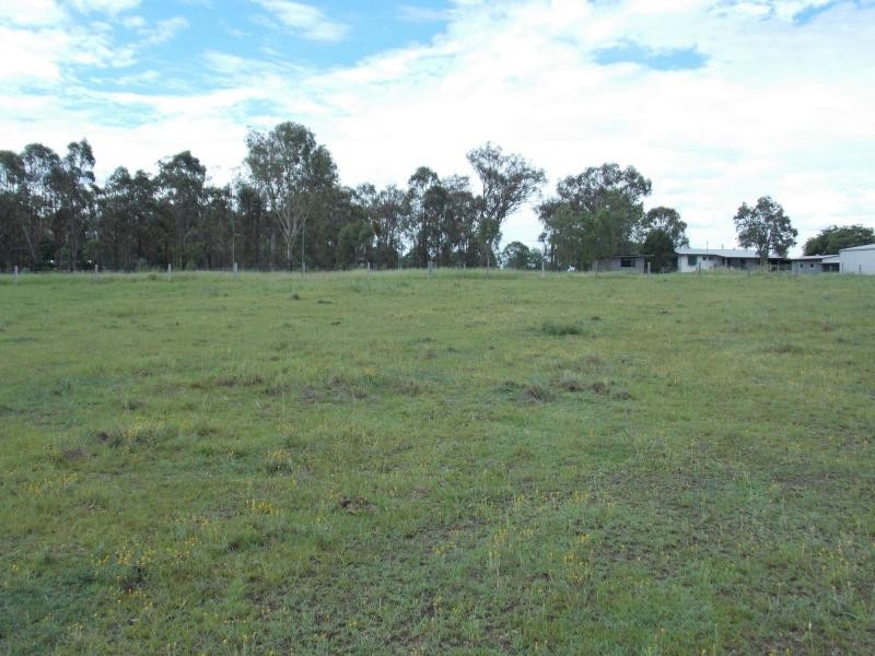 32 McCarthys Road, Thagoona QLD 4306