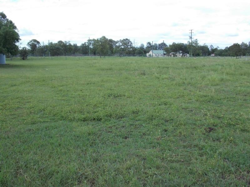 32 McCarthys Road, Thagoona QLD 4306