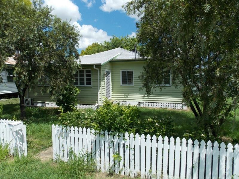 6 Skinner Street, Rosewood QLD 4340