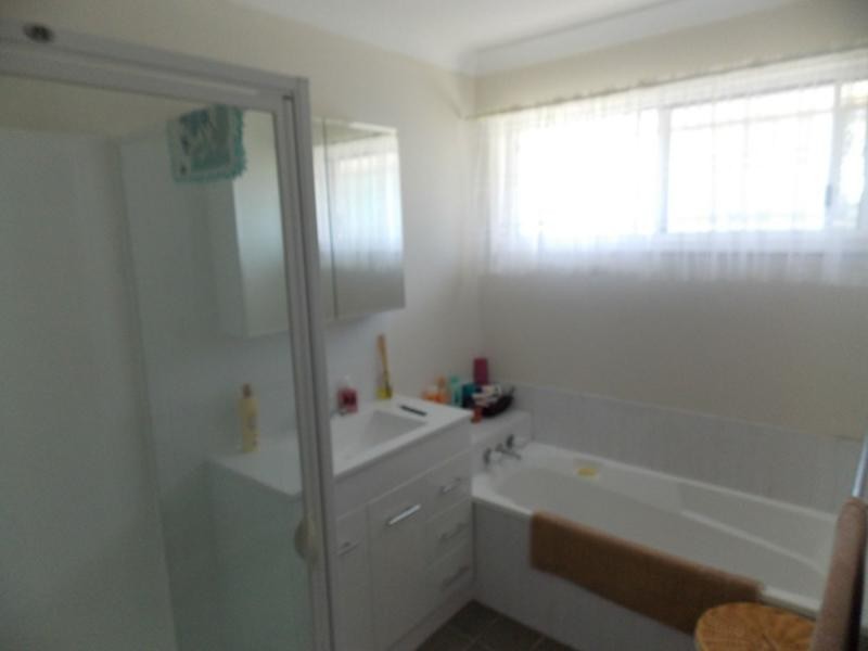 37 Bernadette Crescent, Rosewood QLD 4340