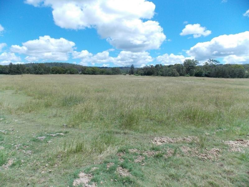 11 Grandchester Mt Mort Road, Grandchester QLD 4340
