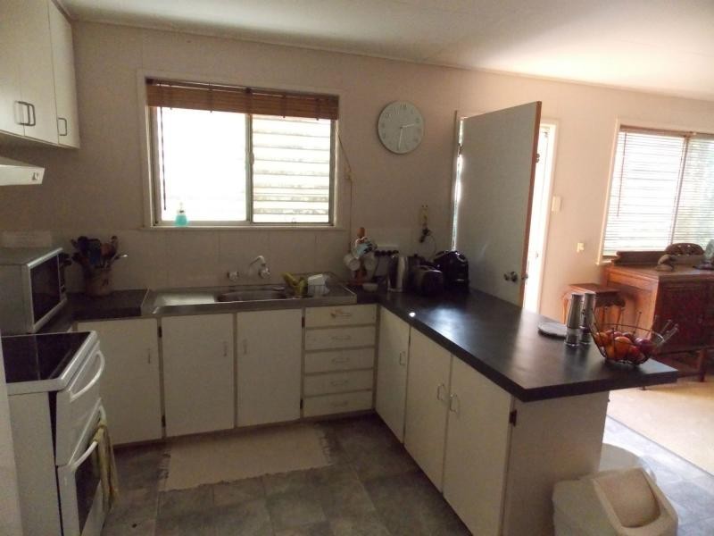 141 Stokes Crossing Road, Mount Walker West QLD 4340