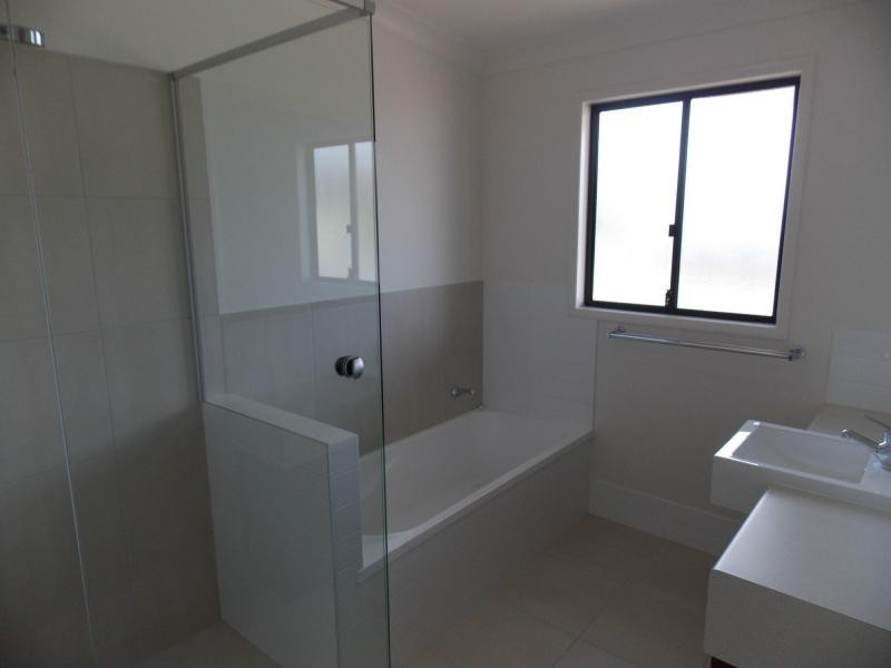 15 Birru Place, Rosewood QLD 4340