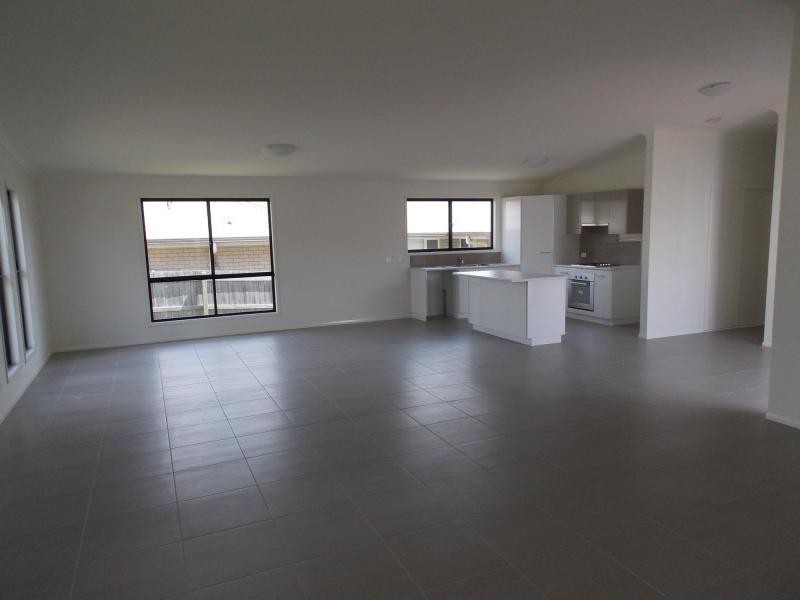 36 Birru Place, Rosewood QLD 4340