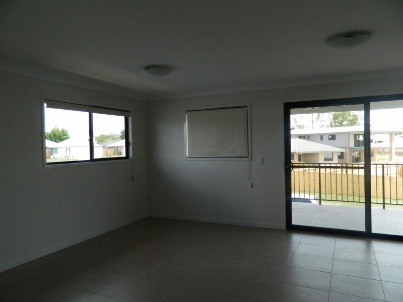 B/11 Southland Street, Leichhardt QLD 4305