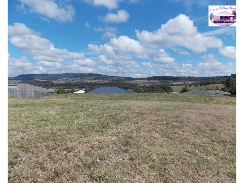 48 Upper John Street, Rosewood QLD 4340