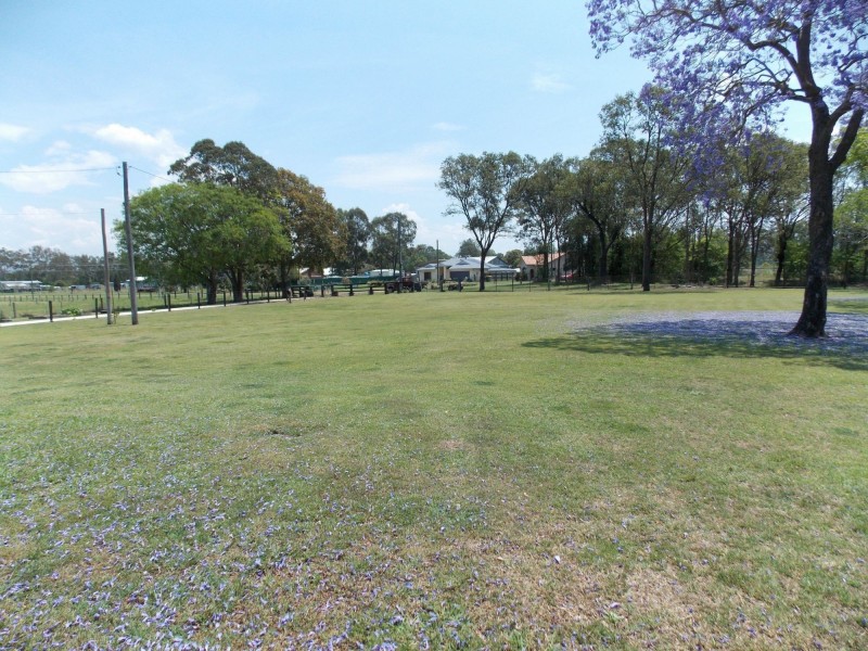 29 Newcastle Street, Calvert QLD 4340
