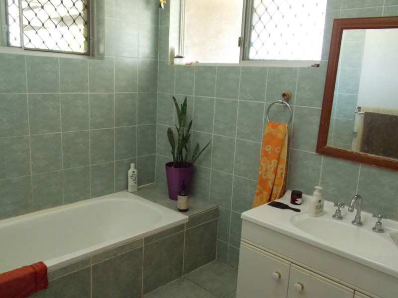 29 Newcastle Street, Calvert QLD 4340