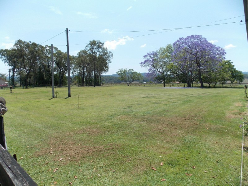 29 Newcastle Street, Calvert QLD 4340