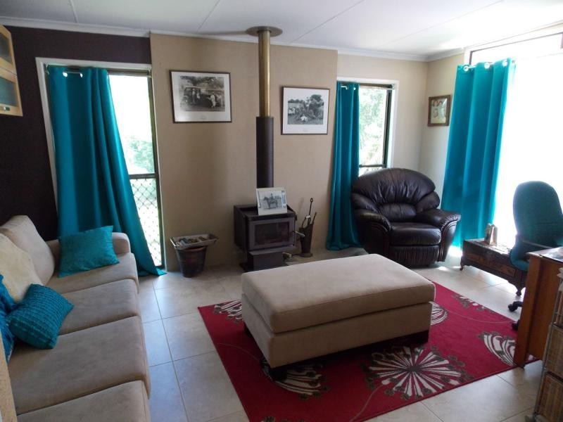 29 Sippels Road, Grandchester QLD 4340