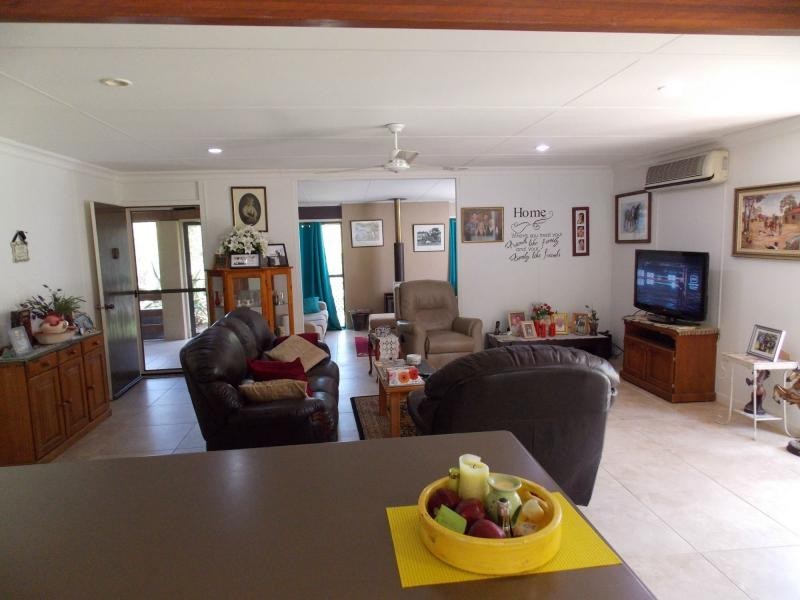 29 Sippels Road, Grandchester QLD 4340