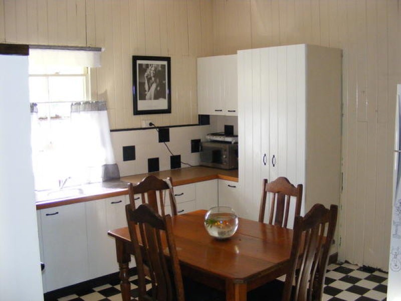 76 Albert Street, Rosewood QLD 4340