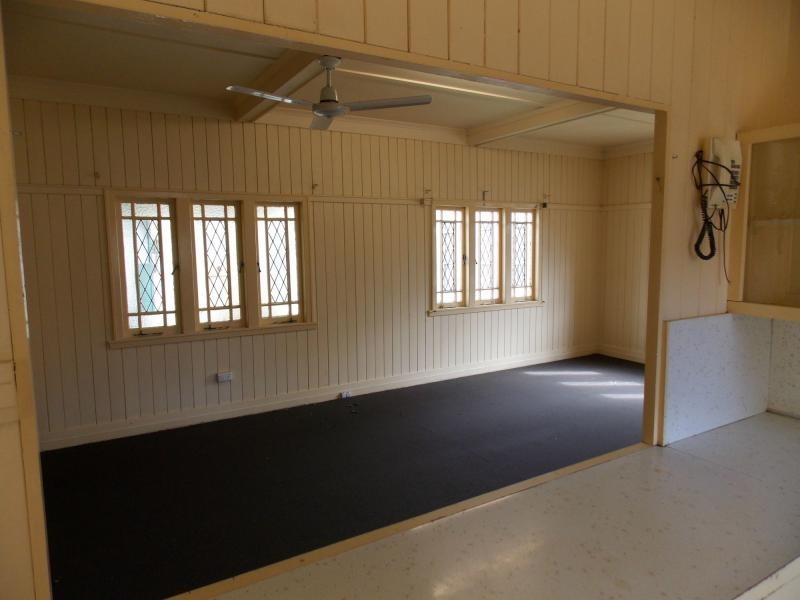 17 Albert Street, Rosewood QLD 4340