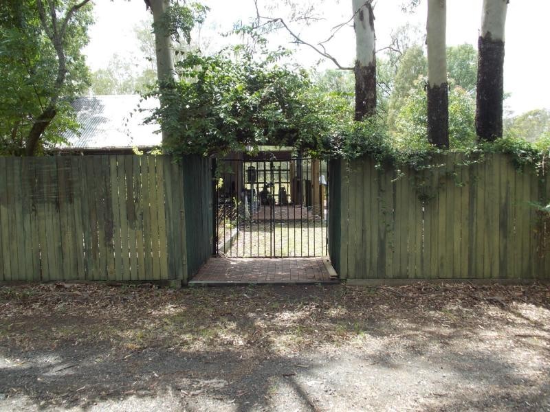 1043 Rosewood Laidley Road, Grandchester QLD 4340