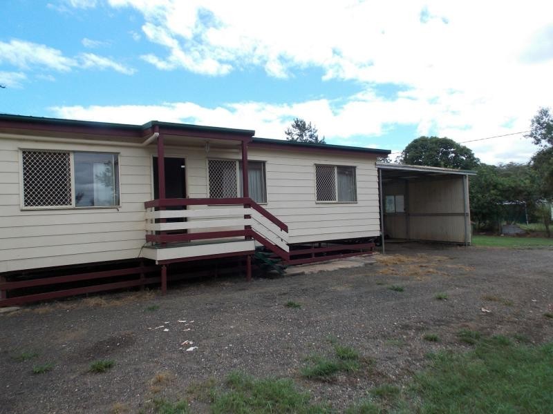 71 Ipswich Street, Grandchester QLD 4340