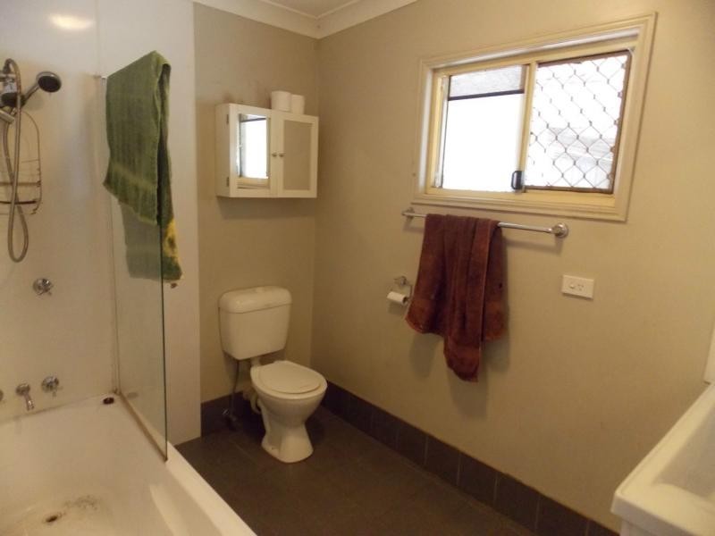 71 Ipswich Street, Grandchester QLD 4340