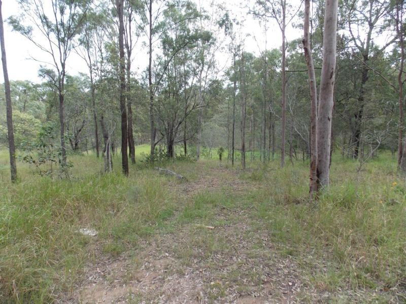 294 Henderson Road, Calvert QLD 4340