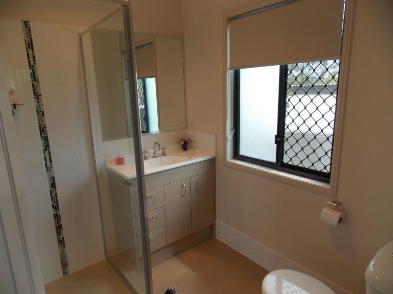 8 Claydon Place, Rosewood QLD 4340