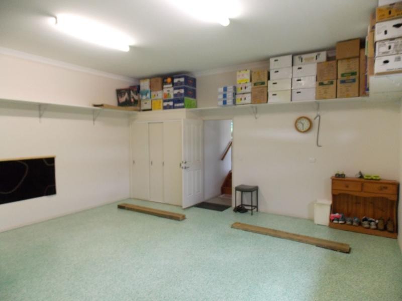 8 Claydon Place, Rosewood QLD 4340