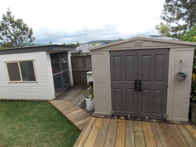 8 Claydon Place, Rosewood QLD 4340