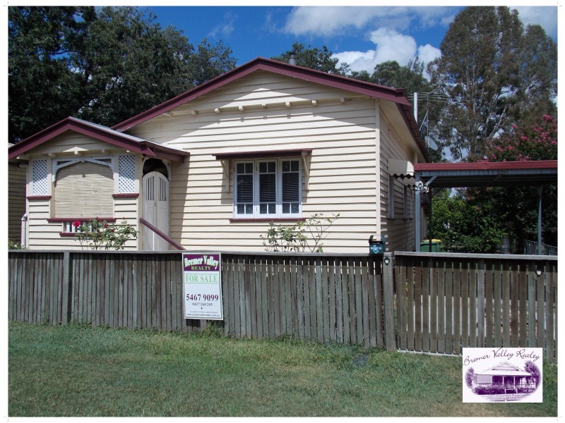 10 Albert Street, Rosewood QLD 4340
