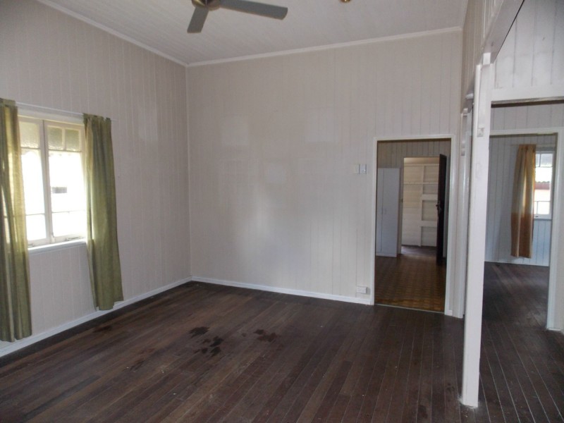 10 Albert Street, Rosewood QLD 4340