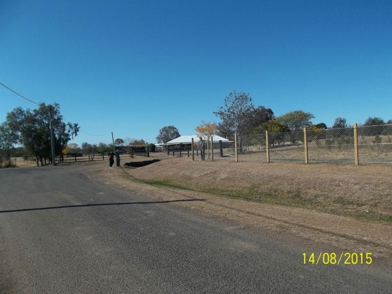 15 Leslee Court, Summerholm QLD 4341