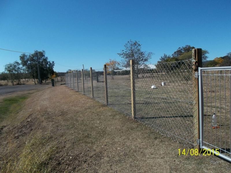 15 Leslee Court, Summerholm QLD 4341