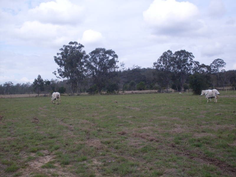 15 Leslee Court, Summerholm QLD 4341