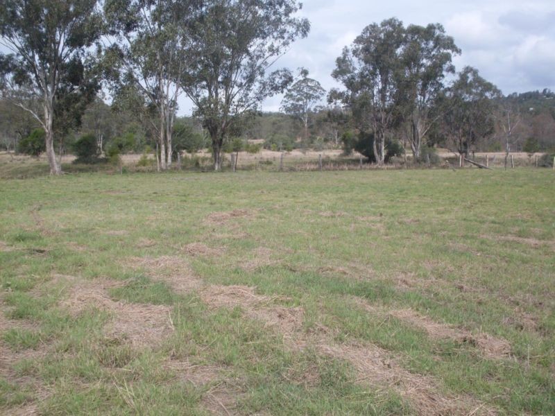 15 Leslee Court, Summerholm QLD 4341