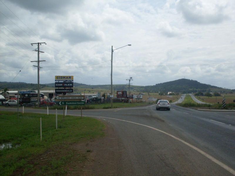 15 Leslee Court, Summerholm QLD 4341