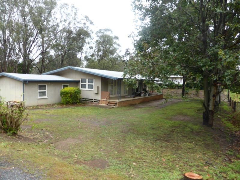 14 Gatton Street, Grandchester QLD 4340