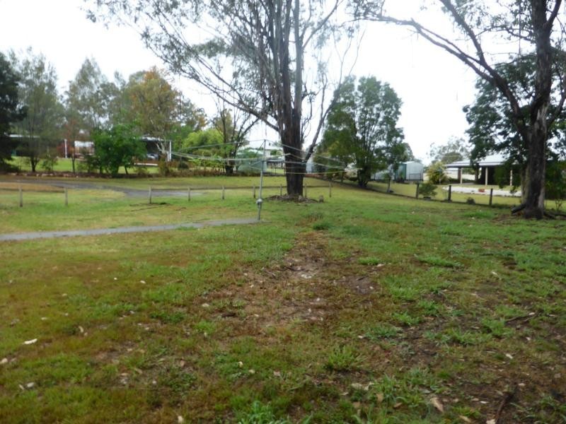 14 Gatton Street, Grandchester QLD 4340