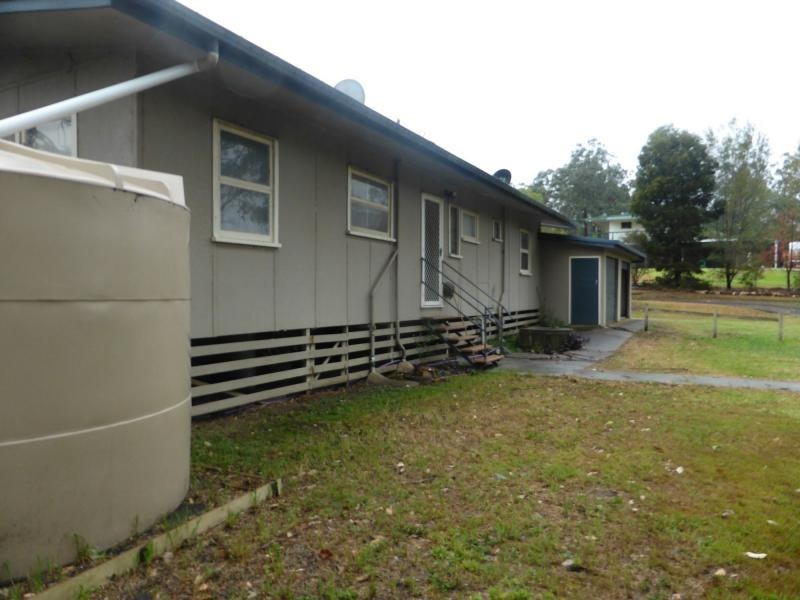 14 Gatton Street, Grandchester QLD 4340