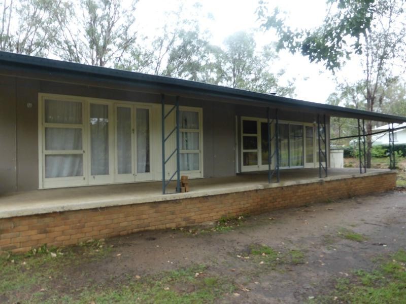 14 Gatton Street, Grandchester QLD 4340