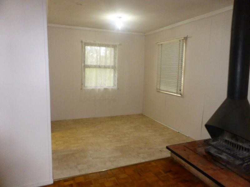 14 Gatton Street, Grandchester QLD 4340