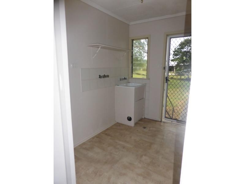 14 Gatton Street, Grandchester QLD 4340