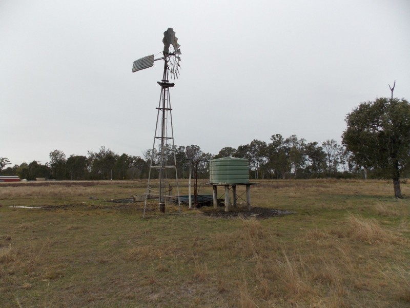 2 Waters Road, Calvert QLD 4340