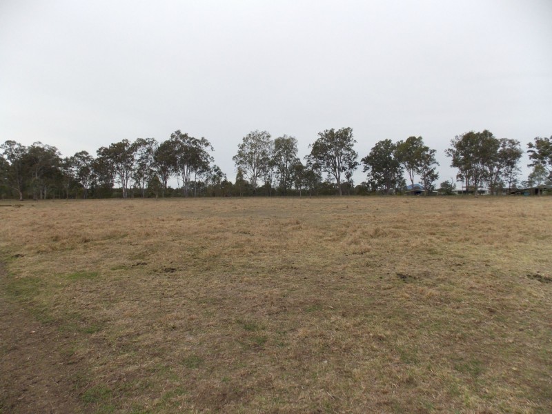 2 Waters Road, Calvert QLD 4340