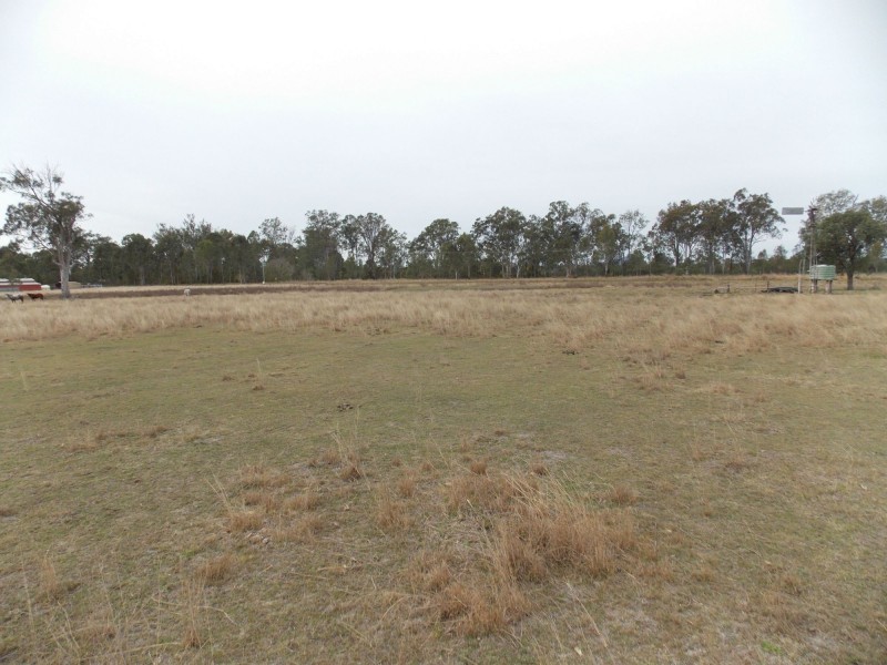 2 Waters Road, Calvert QLD 4340