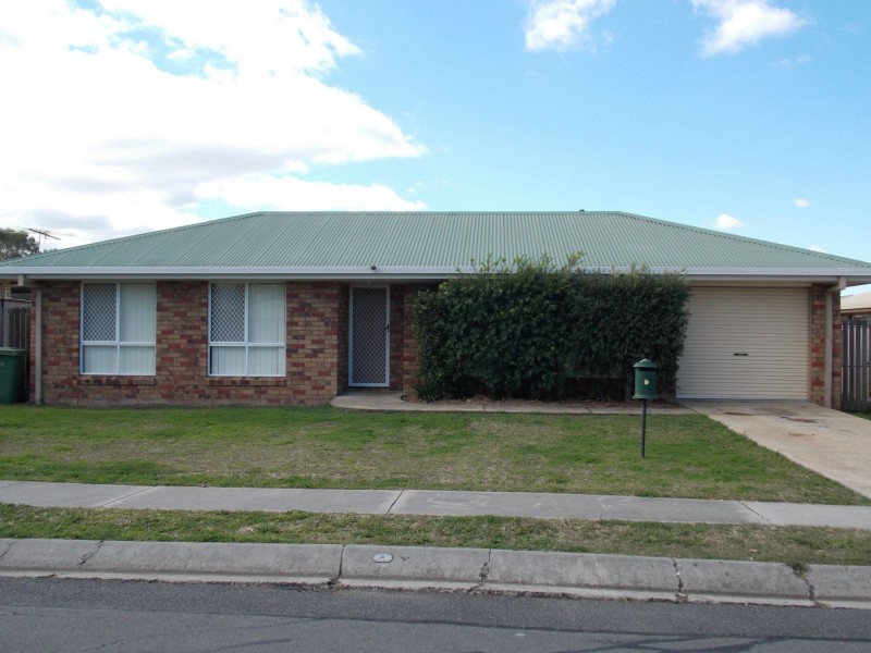 6 Dellvene Crescent, Rosewood QLD 4340