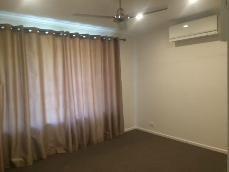 Flinders View QLD 4305